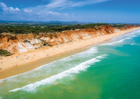 PRAIA DA FALÉSIA VOLTA A OCUPAR O TOP 5 MUNDIAL