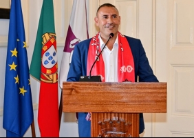 CÂMARA DE LOULÉ ABRIU AS PORTAS DO SALÃO NOBRE PARA RECEBER OS «CAMPEÕES» DO LOULETANO 