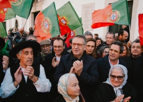 Loulé recebe António José Seguro com proximidade, tradição e apelo à união nacional