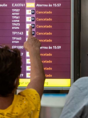 Greve nos aeroportos com serviços mínimos decretados para 31 de dezembro e 01 de janeiro