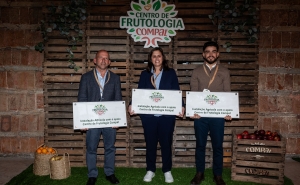 Academia do Centro de Frutologia Compal entrega mais 60.000€ em bolsas para apoiar empreendedores frutícolas