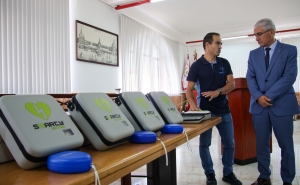 Vila Real de Santo António Investe em Desfibrilhadores Automáticos para Salvar Vidas