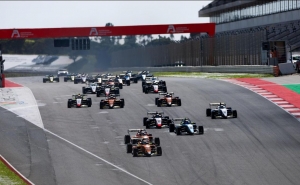 F4 Espanha desafia Portimão