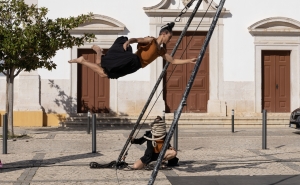 Dança contemporânea, performances, workshop de teatro, oficina de aéreos e mostra de vídeo-dança fazem parte da sétima edição do festival «Entrelaçados»