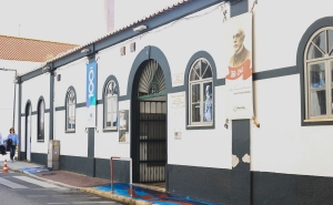 Mostra «Creators Unplugged: Young vs Old Blood» apresenta diferentes dimensões do design 