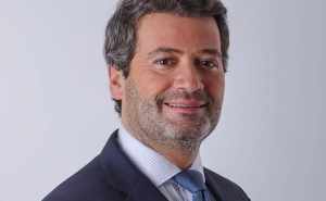 Médico que assistiu Ventura na ambulância diz que «correu tudo bem»