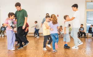 Alunos de Castro Marim e Altura aproximam-se das suas raízes culturais com aulas de introdução ao folclore e canto tradicional