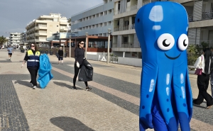Quarteira limpa o ambiente a cada passo