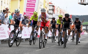 Tomás Contte vence ao sprint em Torres Vedras e Tiago Antunes veste a Amarela do Troféu Joaquim Agostinho 
