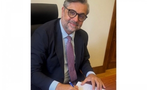 O Algarve já ganhou mais comboios. Agora falta ligar ao Aeroporto de Faro e a Espanha