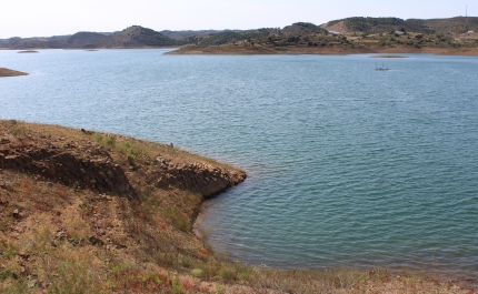 Seca: Governo vai «investir forte» no abastecimento e armazenamento de água