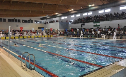 Meeting Internacional reúne centenas de nadadores em VRSA