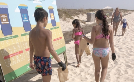 Banhistas caçaram 6 litros de beatas nas praias de Tavira