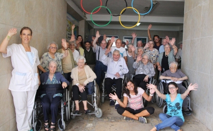 Idosos de Vila do Bispo assistem ao Portugal x Letónia no Estádio do Algarve