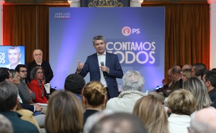 Em Faro, José Luís Carneiro destaca reforço do SNS e reforma do Estado