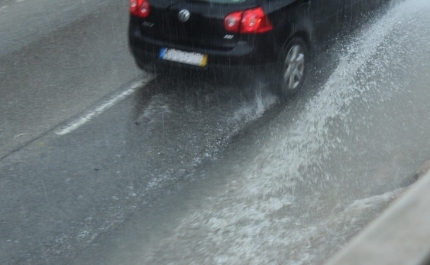 Chuva provoca várias inundações em Vila Real de Santo António