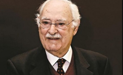 Ruy de Carvalho internado devido a AVC mas em situação estável