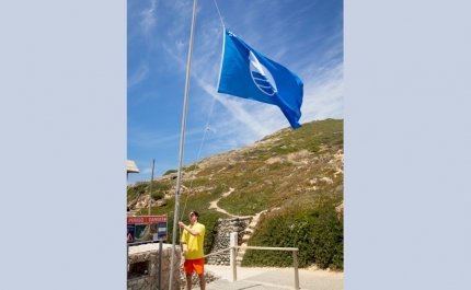 Mais uma vez, Vila do Bispo é o segundo concelho do Algarve a ostentar mais Bandeiras Azuis  