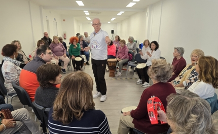 Círculo de Tambores e Percussão enche Quarteira de ritmo e energia 