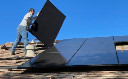 Painéis solares no telhado pagam-se em seis anos