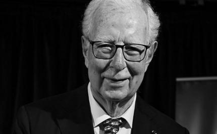 Nota de pesar pelo falecimento do Maestro Álvaro Cassuto