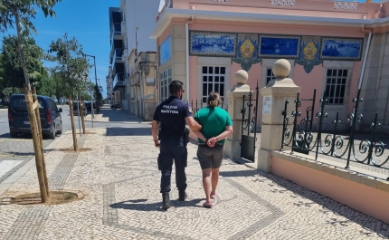 Polícia Marítima detém mulher a atear fogo em Vila Real Santo António