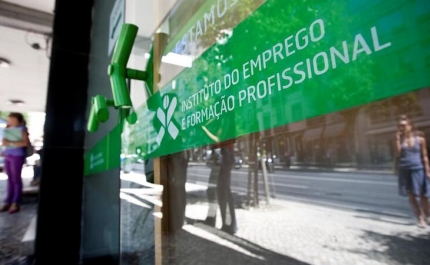 Taxa de desemprego desce para 5,7% no 2.º trimestre 