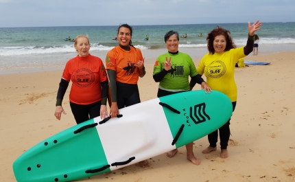 Surf Sénior Mulheres dos 70 aos 90 anos voltam ao surf 