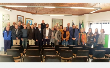 MUNICÍPIO DE ALJEZUR ENTREGA MEDALHA DE MÉRITO DESPORTIVO - GRAU OURO  AO GRUPO DESPORTIVO ODECEIXENSE