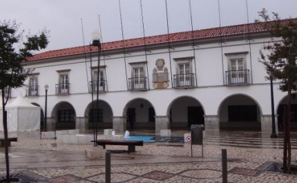 Tavira com 8 novos casos de COVID