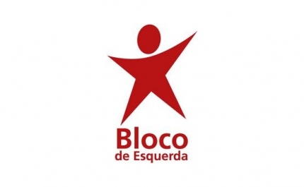 Bloco propõe suspensão de prospeção e extração de petróleo e gás natural