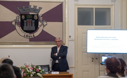 HENRIQUE BARROS EM LOULÉ: «O GRANDE DETERMINANTE DA SAÚDE É POLÍTICO»