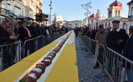 LOULÉ VAI SABOREAR BOLO-REI GIGANTE NO PRÓXIMO SÁBADO