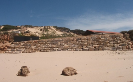 Trabalhos nas Praias de Aljezur em andamento