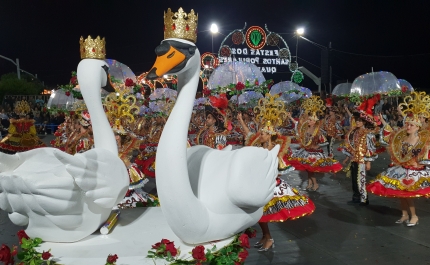 QUARTEIRA | Desfile de S. Pedro das Marchas Populares 