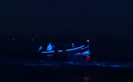 Migrantes intercetados no Algarve testados à covid-19 e encaminhados para escola