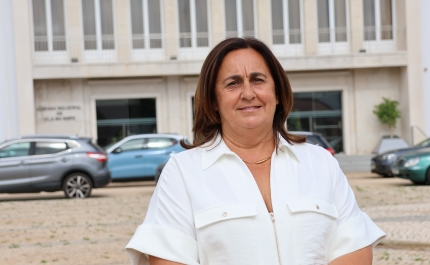 PAULA FREITAS É A NOVA PRESIDENTE DA CÂMARA MUNICIPAL DE VILA DO BISPO