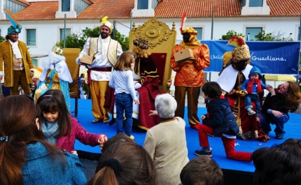 Reis Magos de Ayamonte visitam Vila Real de Santo António