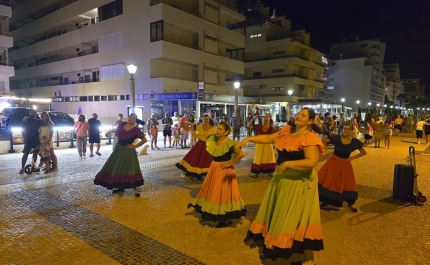 Venezuela dançou na Marginal de Quarteira com o grupo Araguaney 