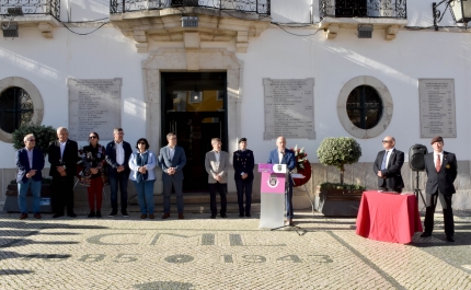 ASSINATURA DO ARMISTÍCIO: LOULÉ EVOCOU «DIA EM QUE A EUROPA RESPIROU DE ALÍVIO»