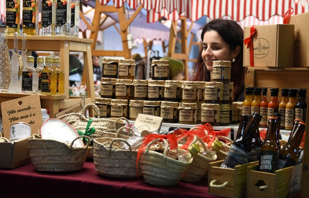FEIRA DA SERRA DE NATAL DE LOULÉ PROMOVE TRADIÇÕES DA SERRA DO CALDEIRÃO