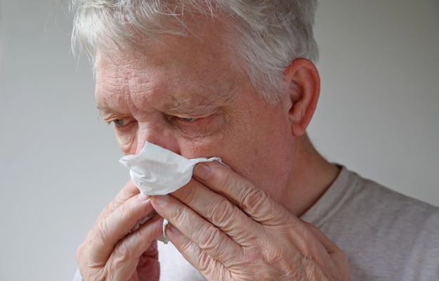 Infeções respiratórias e excesso de mortalidade continuam a aumentar em Portugal 