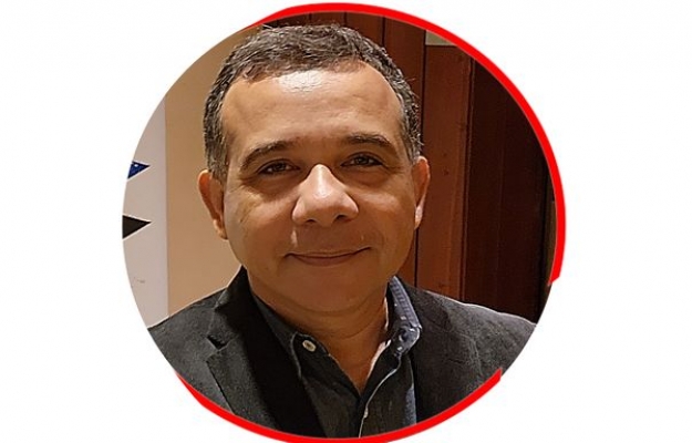 O Algarve, o Fado e Manuel Viegas Guerreiro