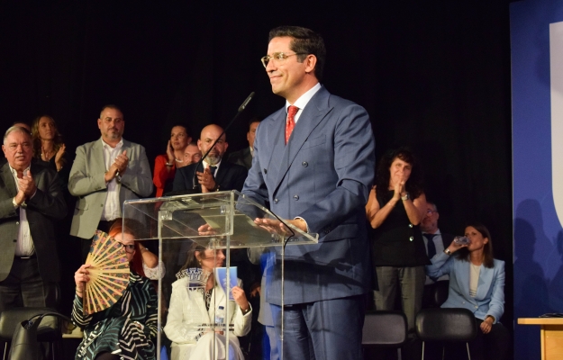 Rui Cristina assume a presidência da Câmara de Albufeira e defende governação «próxima das pessoas»