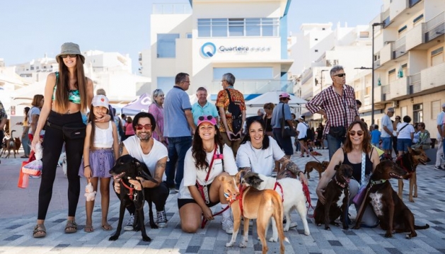 Praça do Mar de Quarteira recebe o Dia Mundial do Animal