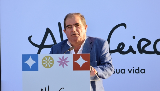 Albufeira recebe 2026 com Silence 4 e prolonga a festa com Os Quatro e Meia
