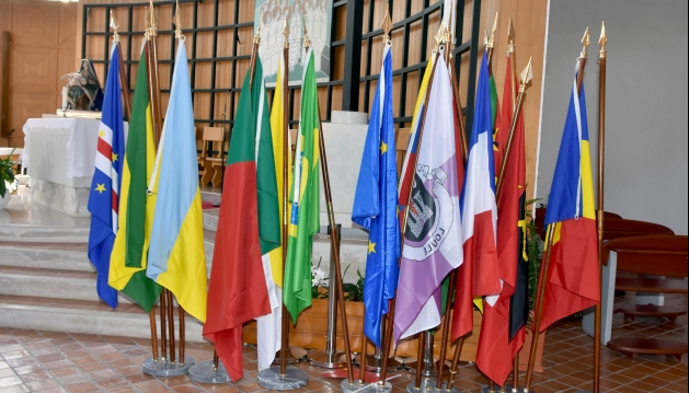 ENCONTRO DOS POVOS MIGRANTES VOLTA A LOULÉ COM 24 PAÍSES REPRESENTADOS