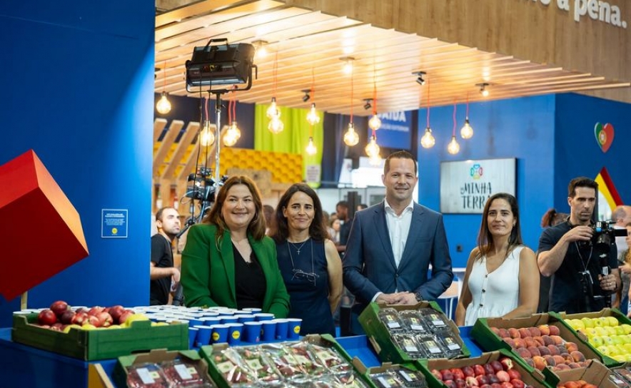 Alexandra Borges, Directora de Compras do Lidl Portugal; Tânia Braz, da Tradifana; Helder Rocha, CEO do Lidl Portugal; Ana Paixão, da Casa Paixão