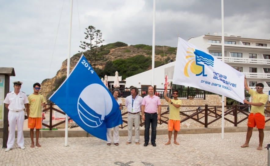 Praias de Vila do Bispo ostentam Bandeira Azul em 2014