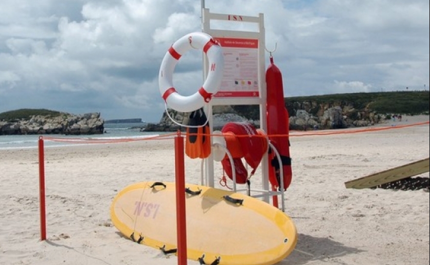 Faro vai contratar mais nadadores-salvadores para aumentar áreas vigiadas
